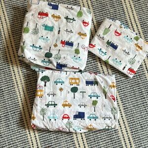 Pottery Barn Kids Neighborhood Organic Toddler Sheet Set